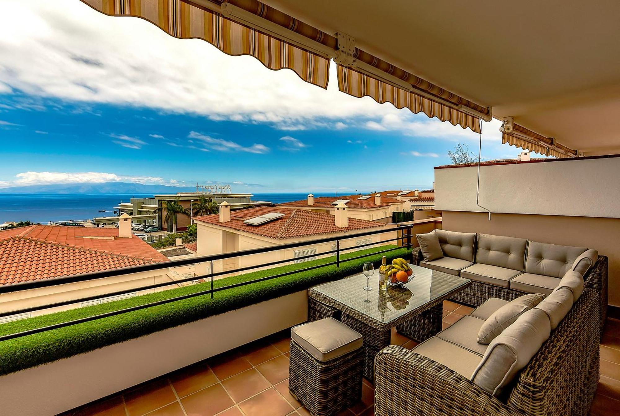 Apartment With Spectacular View In Puerto Santiago Puerto de Santiago  Extérieur photo