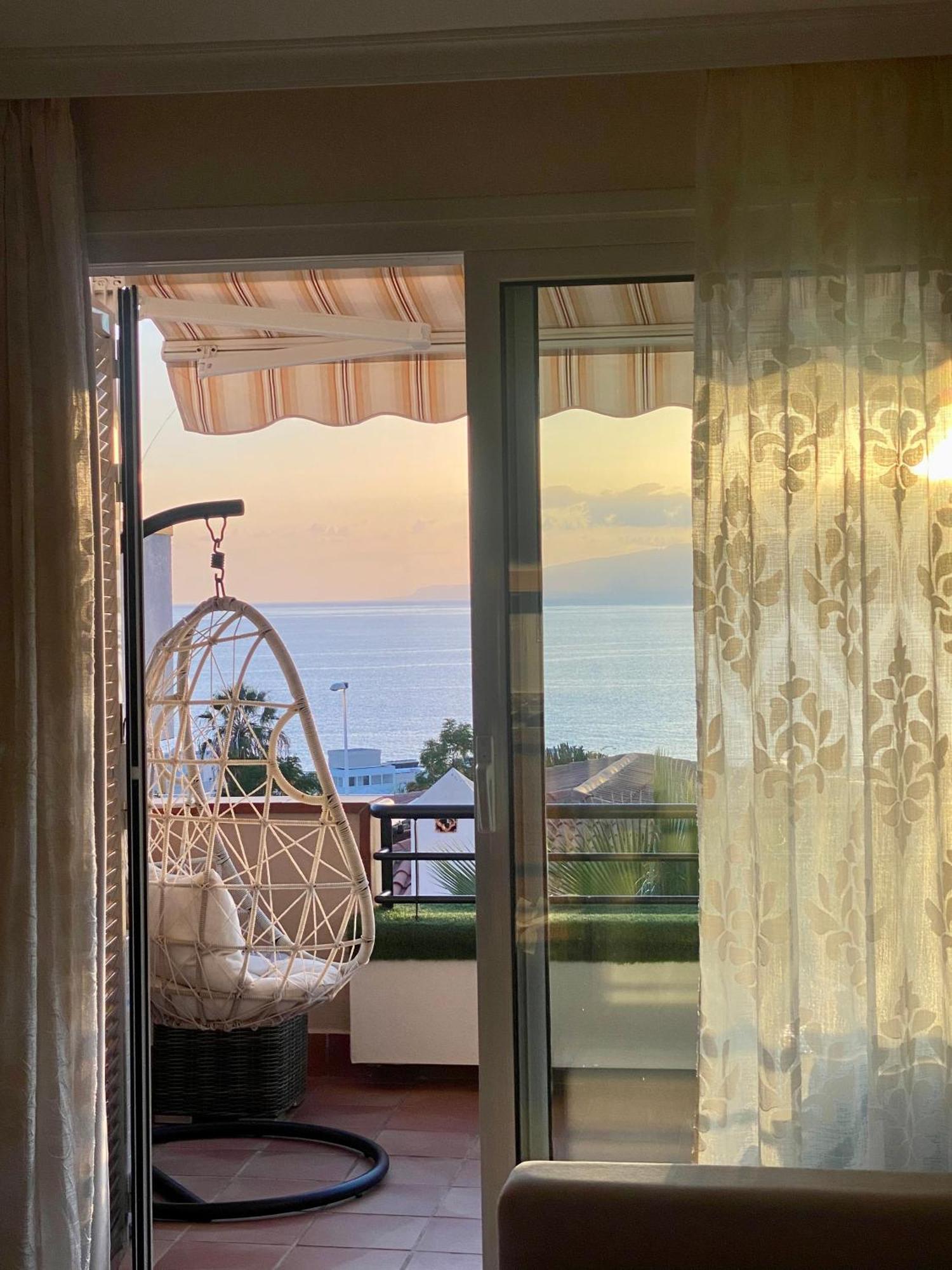 Apartment With Spectacular View In Puerto Santiago Puerto de Santiago  Extérieur photo